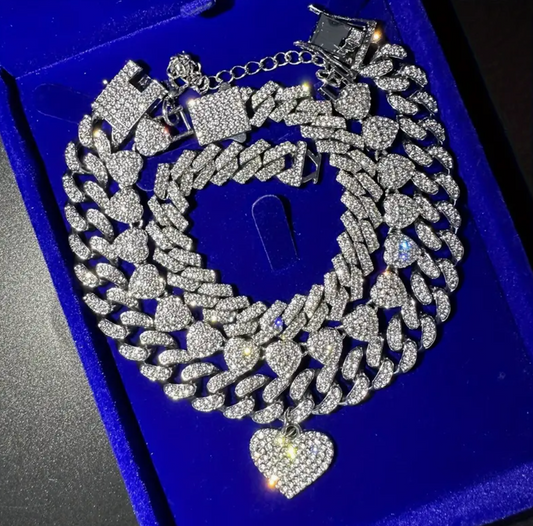 ChoZen Unlimited 3-Piece Rhinestone Heart Pendant Jewelry Set – Silvery Plated Anklet